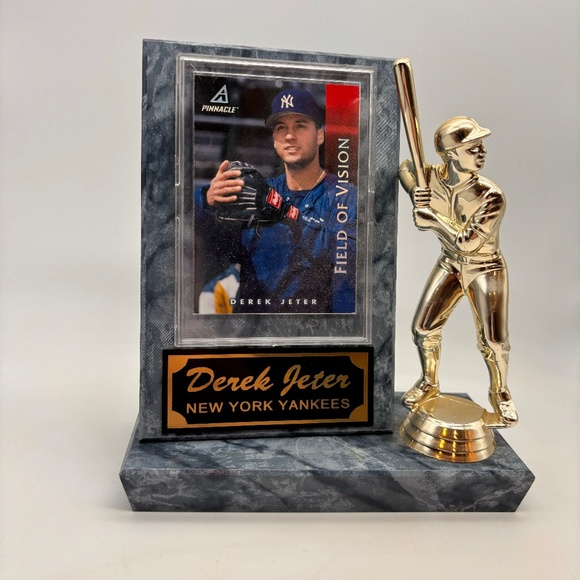 VTG New York Yankees Derek Jeter Field of Vision Card Decorative Plaque - Picture 2 of 12